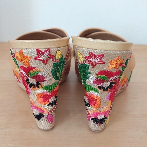 Stuart weitzman floral embroidery wedge sandals - Picture 4 of 12